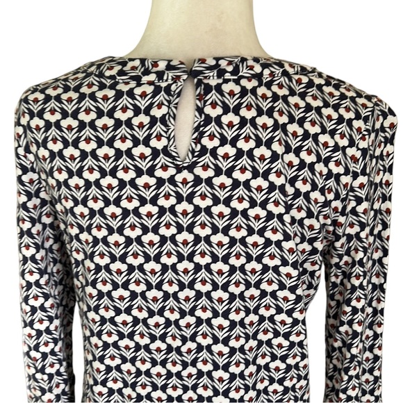 Boden Althea Petal Head Geometric Floral Keyhole 3/4 Sleeve Tee - 8 - Picture 7 of 13